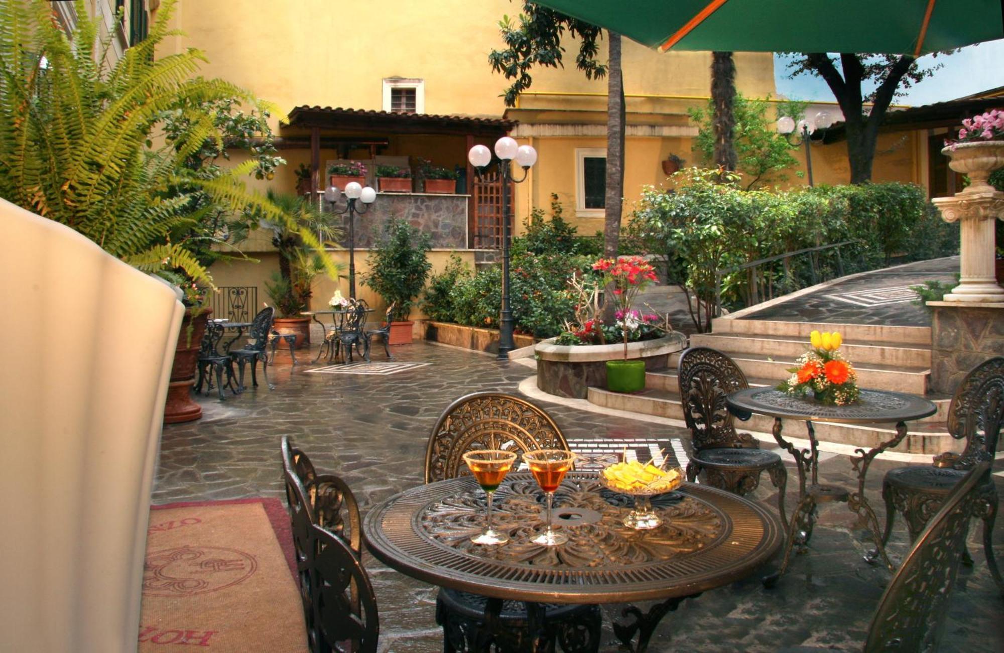 Hotel Villa San Lorenzo Maria — Photos 1